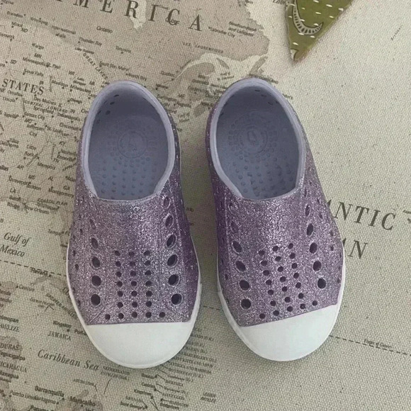 Native Jefferson Purple Glitter C5 - Picture 1 of 4